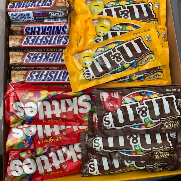 Candy - Picture 3 of 3